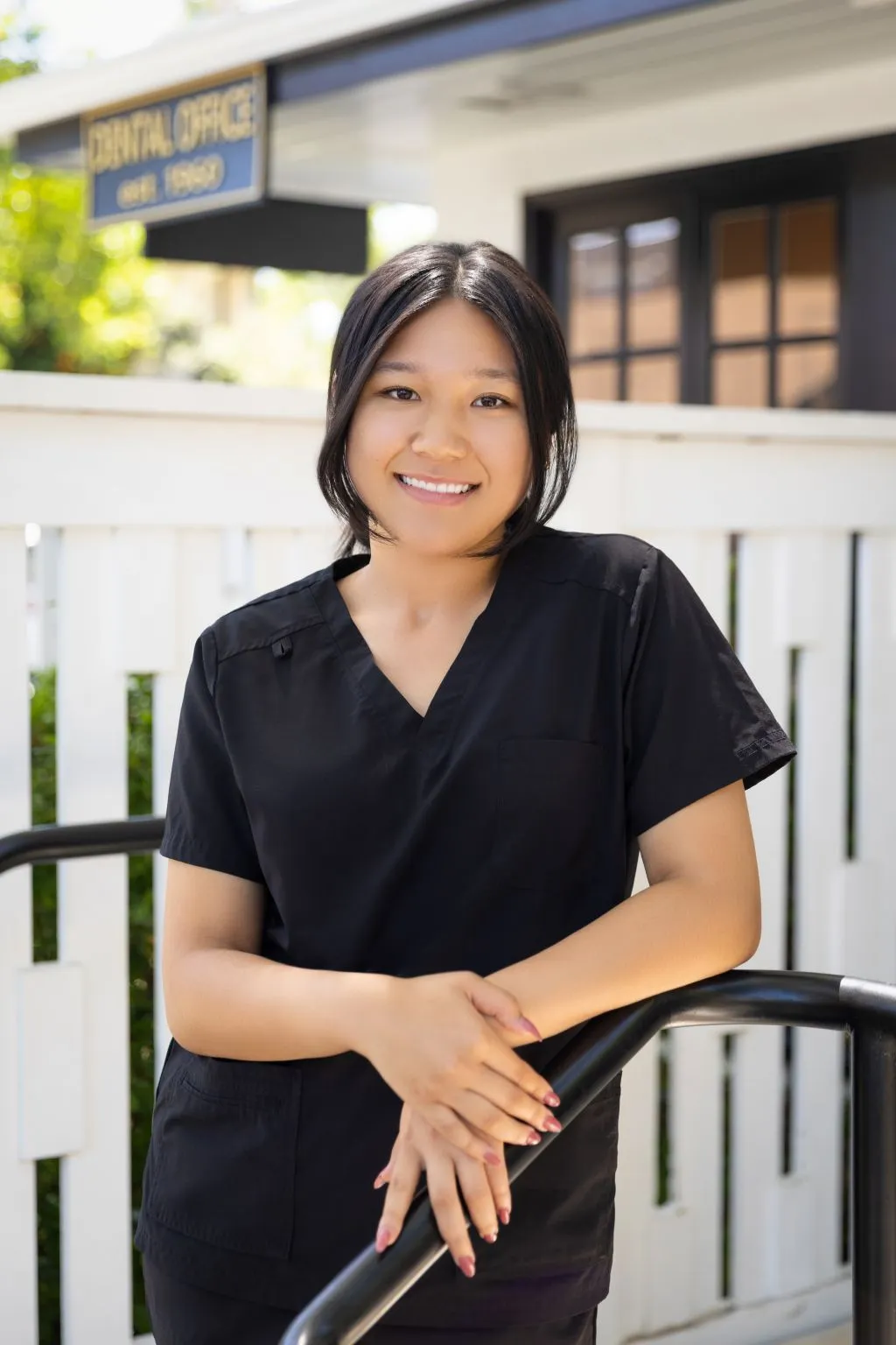 saraya dental assistant
