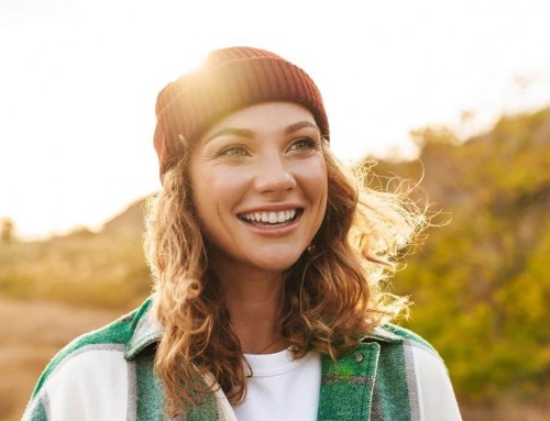 Porcelain Veneers vs Cosmetic Bonding